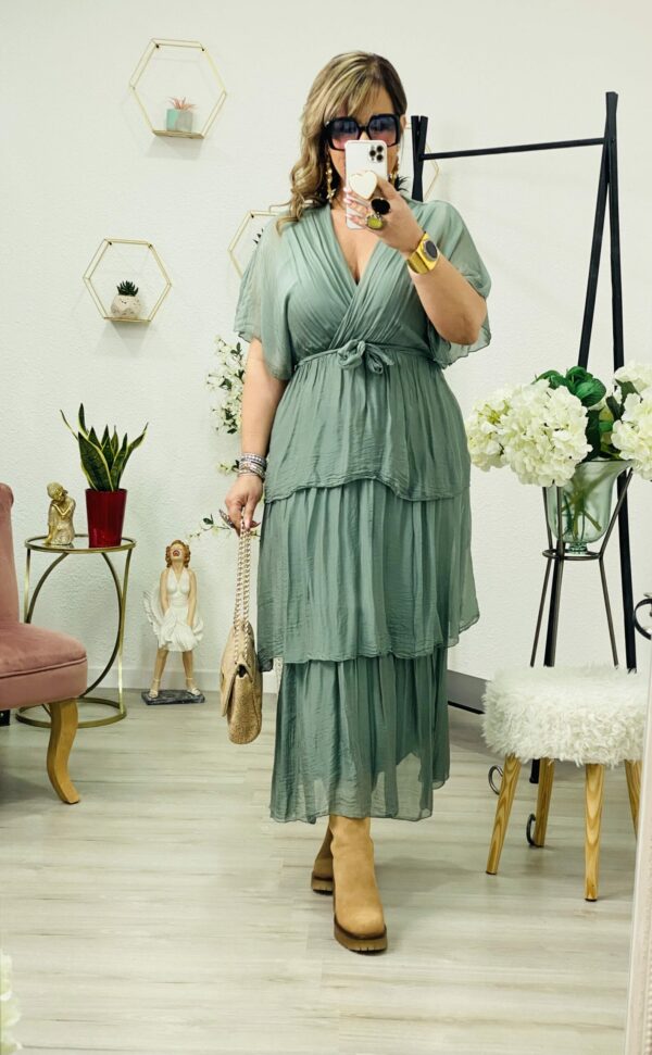 Robe Auly – Image 9