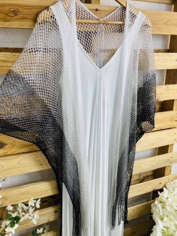 Poncho Julia – Image 16
