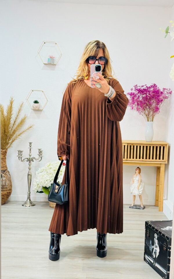 Robe Danielle – Image 5