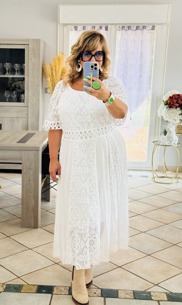 Robe Yanka – Image 2