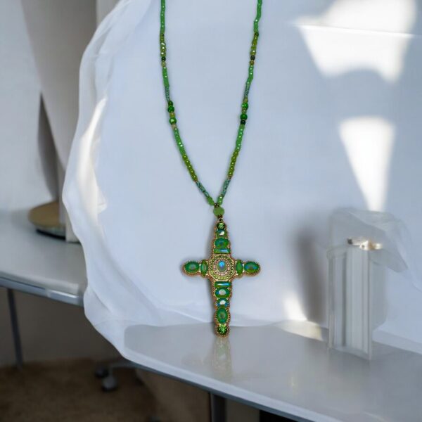 Sautoir Croix Émeraude – Image 3