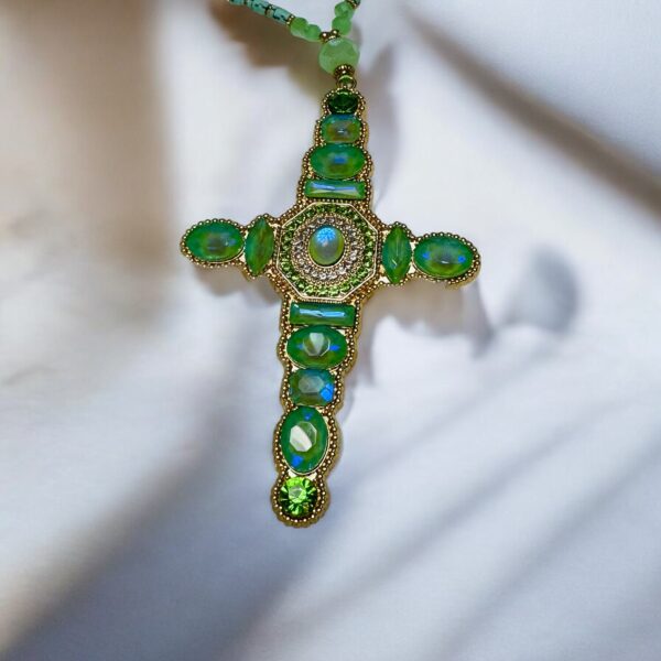Sautoir Croix Émeraude – Image 5