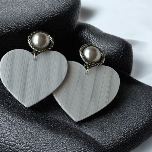 Boucles Cœur  Blanche Pailleté – Image 3
