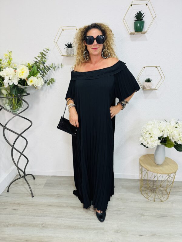 Robe Belinda – Image 4