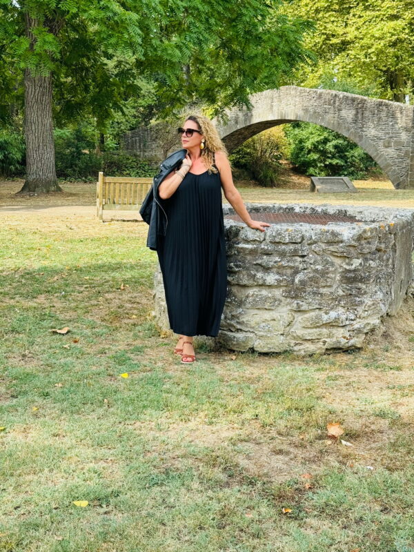 Robe Anita – Image 3